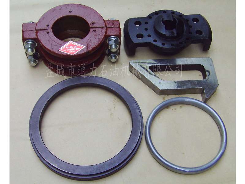 3NB-1300A泵卡箍，上水压块，上水阀盖，耐磨板，密封钢